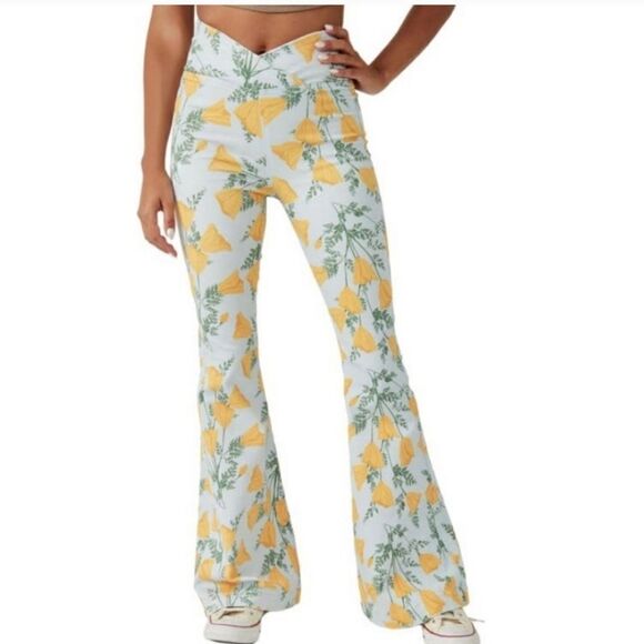 Free People Venice Beach High Rise Flare Pants Size 26 - Picture 3 of 15